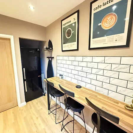Modern House Sleeps 6 Maryport