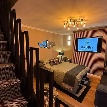 Modern House Sleeps 6 Holiday home Maryport