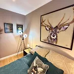 Modern House Sleeps 6 Maryport